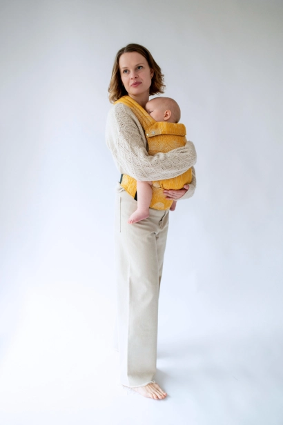 Nosidło ergonomiczne I QUSY Sand Stories MUSTARD STANDARD (11).png